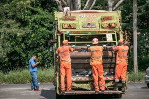 garbage-truck-injury