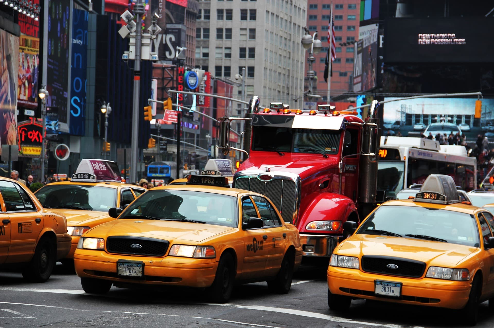 New York City Truck Accident Injuries & Settlement Amounts
